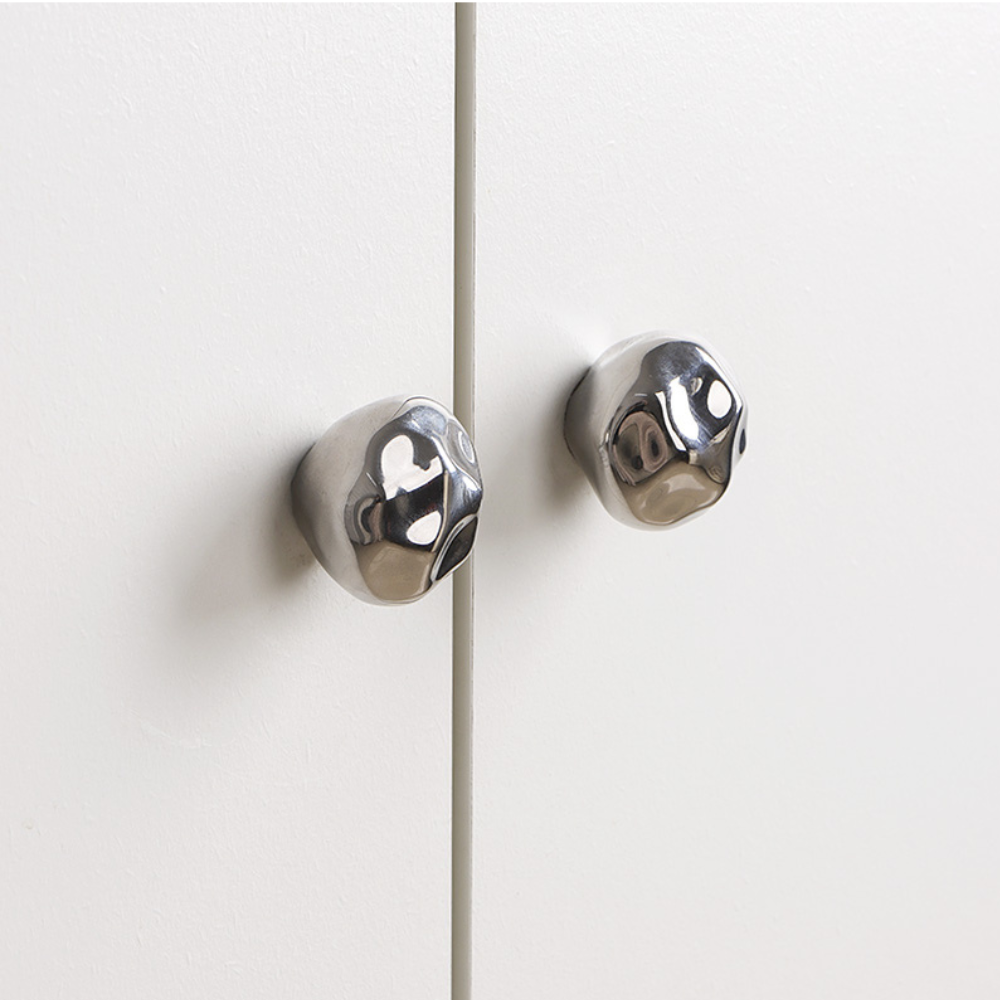 Quality Furniture Hardware - 2 pack set Luxury Hammered Ceramic