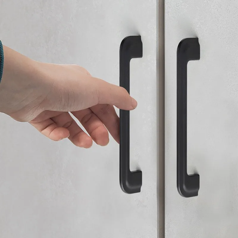Black Extended Wardrobe Door H – обзор и цена Quality Furniture Hardware